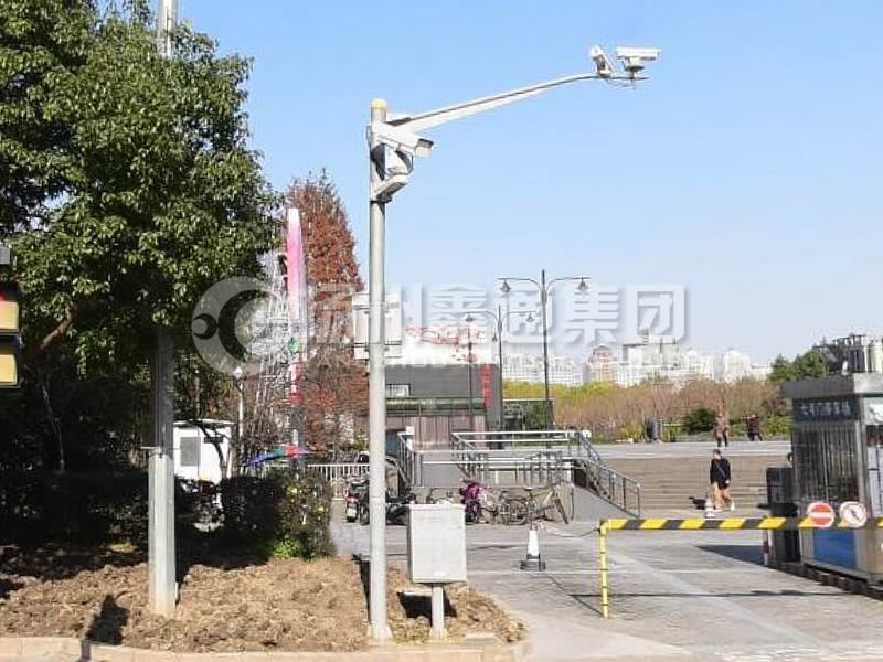 DJG-024，電子警察桿，治安監(jiān)控桿